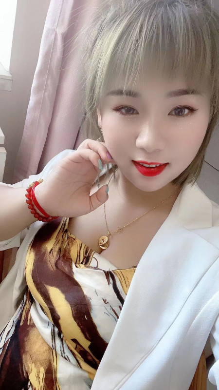 津南漂亮小妹子